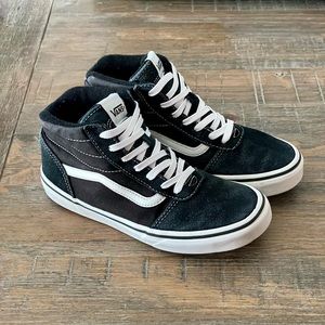 Kids Vans size 4 Youth